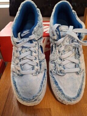 Nike Dunk Low ( BG) Abominable Snowman NIB